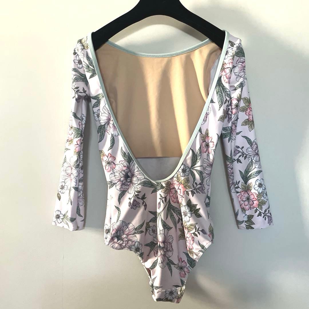 超美品 eleve バレエ　レオタード　stina unoa