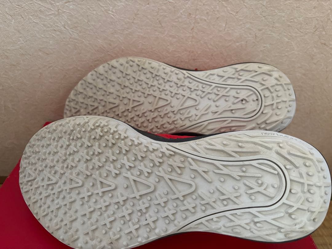 新古品New Balance FuelCell v5テニス26cm オムニ