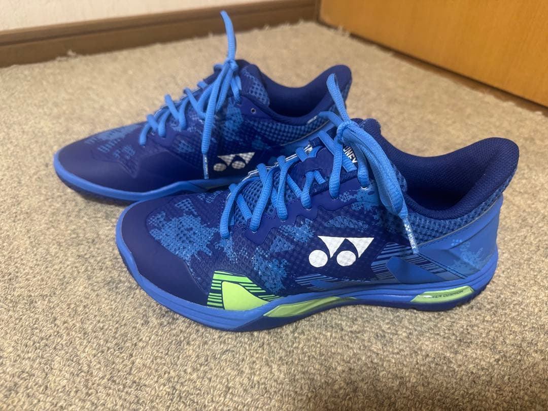 ヨネックス　パワークッション　エクリプション　Z ミッド　26.5センチ