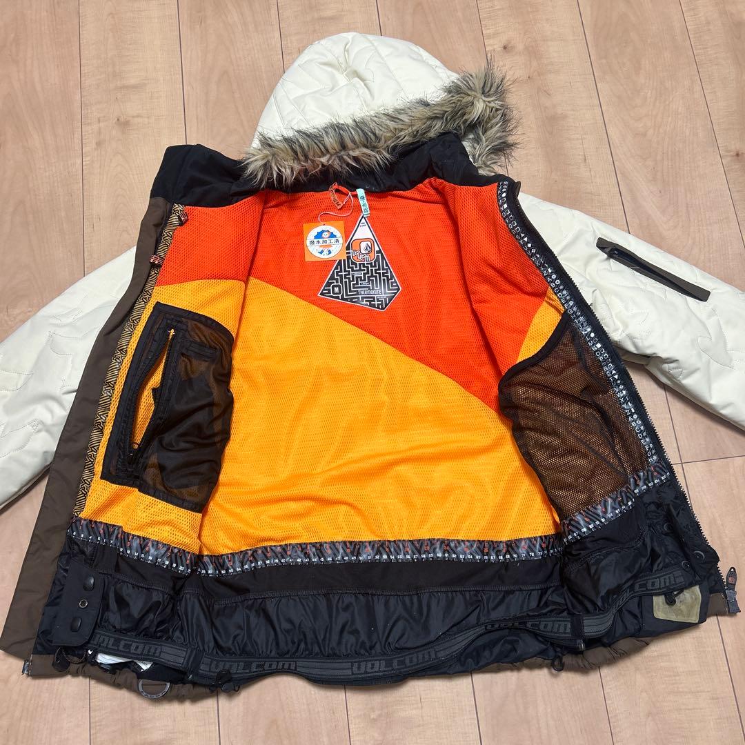 【むぎ】ボルコム　Thermonite スノボ　ウエア　パンツ　上下