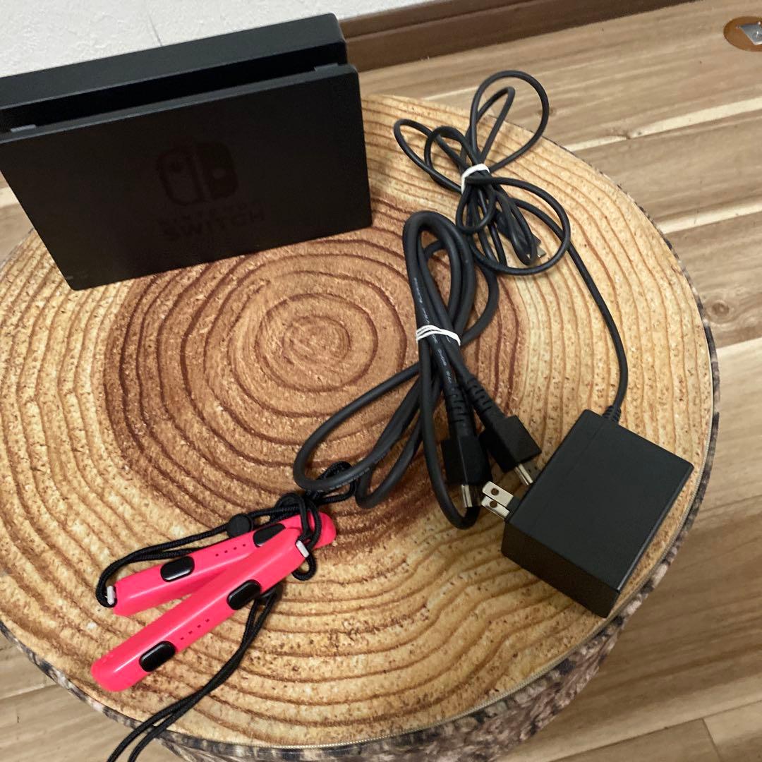 Nintendo Switch ニンテンドースイッチ本体　PNK 箱無し