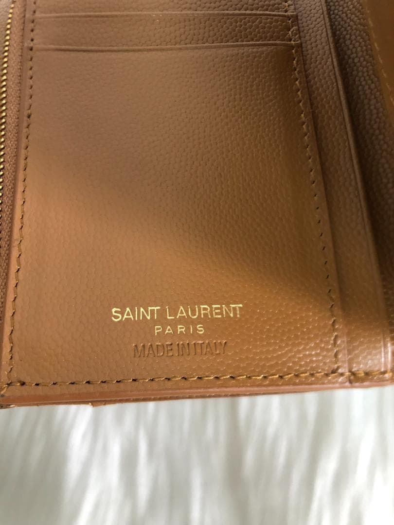 折り畳み財布　ブラウン　カードホルダー　YSLロゴ　バッグ　素晴らしい　本革