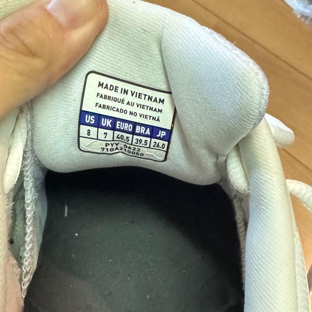 Mizuno ウエーブファング PRO バドミン ホワイト/ゴールド26.0cm