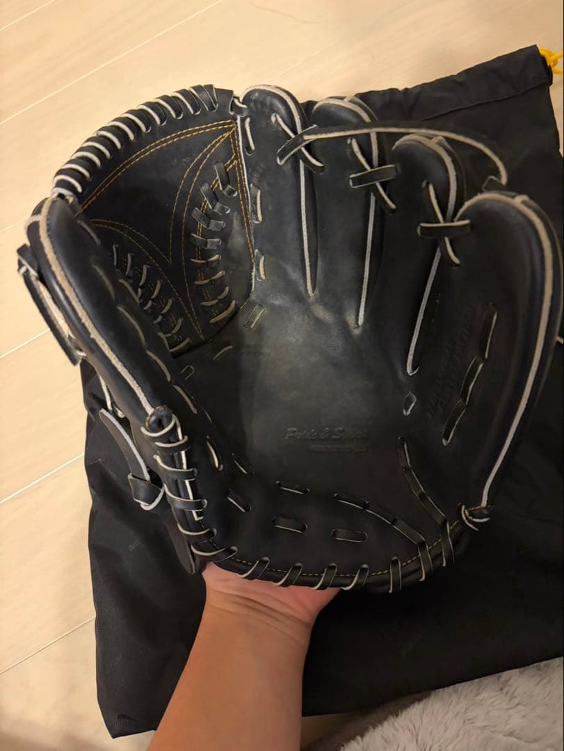 ZETT プロステイタス　投手用グローブ