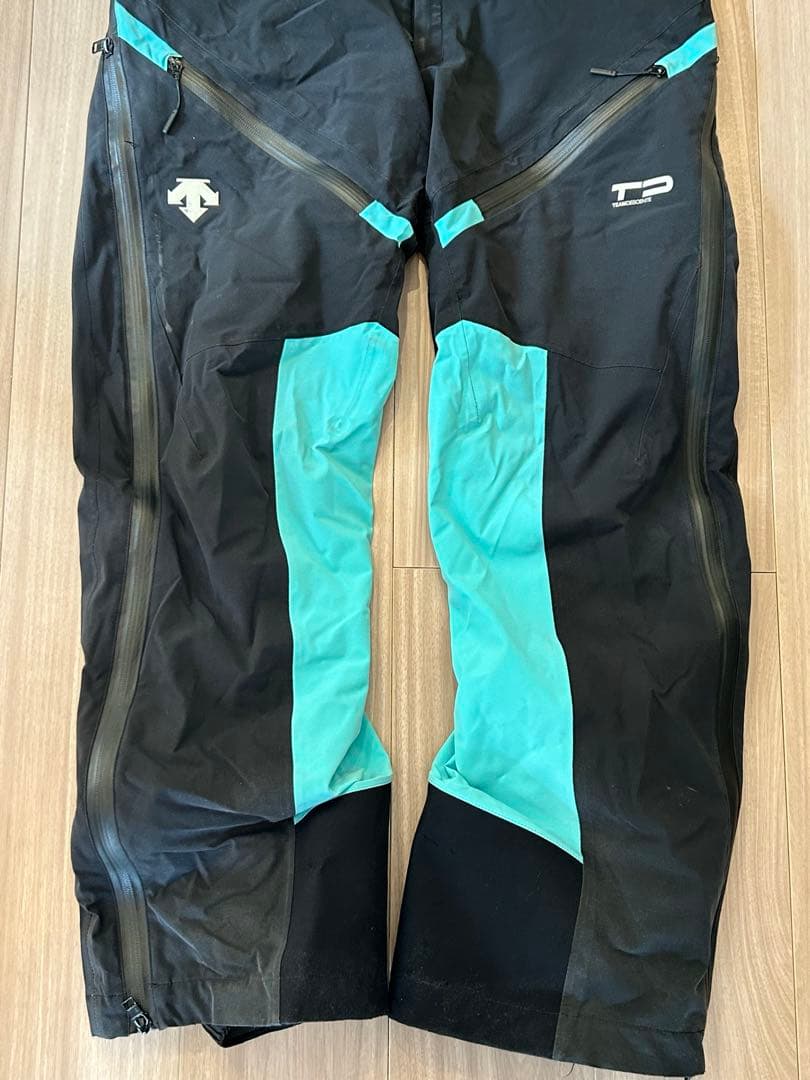 デサント スキーウェア デサントチームウェア