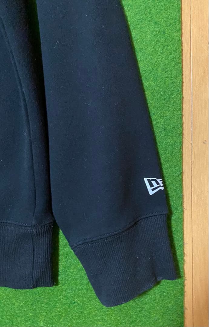 ニューエラ ゴルフ　スウェット ハーフジップジャケットARCHI VIOとコラボ