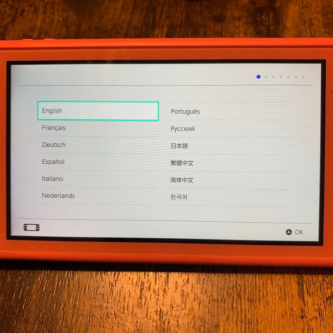 NINTENDO Switch Lite 本体