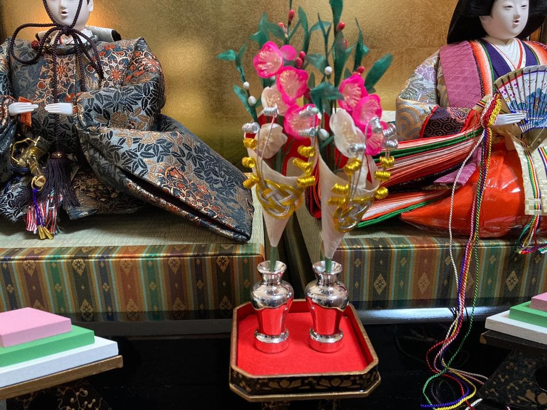 【大きめのおひなさま】※「金屏風・台座」は別で出品しています