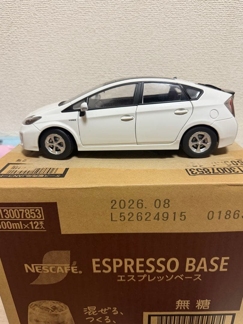 1/18 プリウス インプレッサワゴン