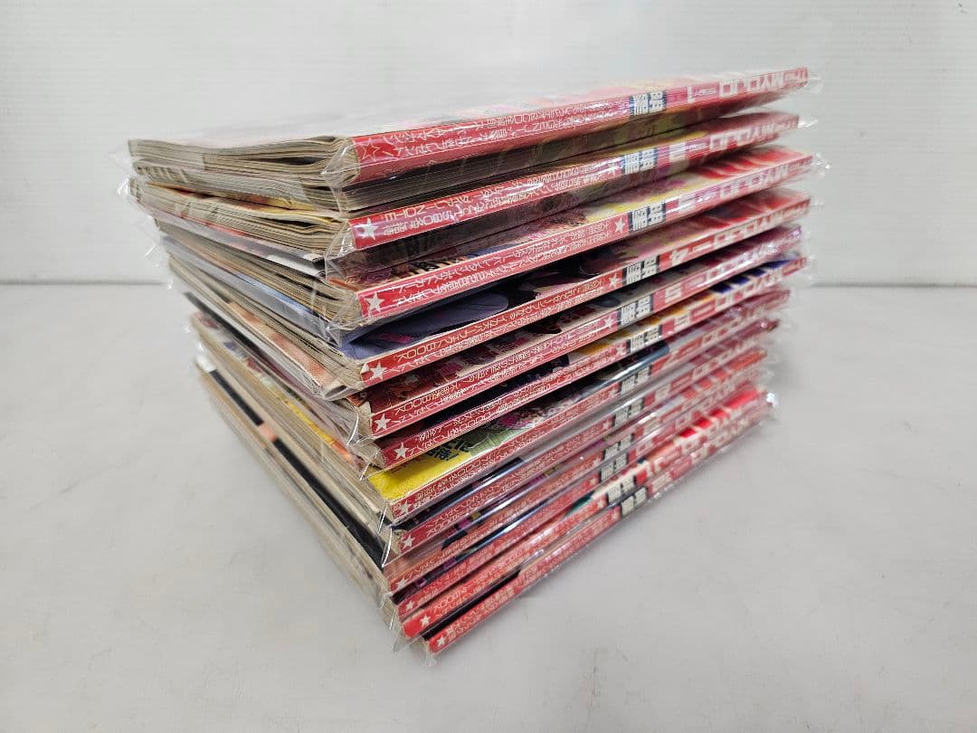 1990年１月号～12月号全巻コンプリートセット！明星 集英社/付録 ポスター付