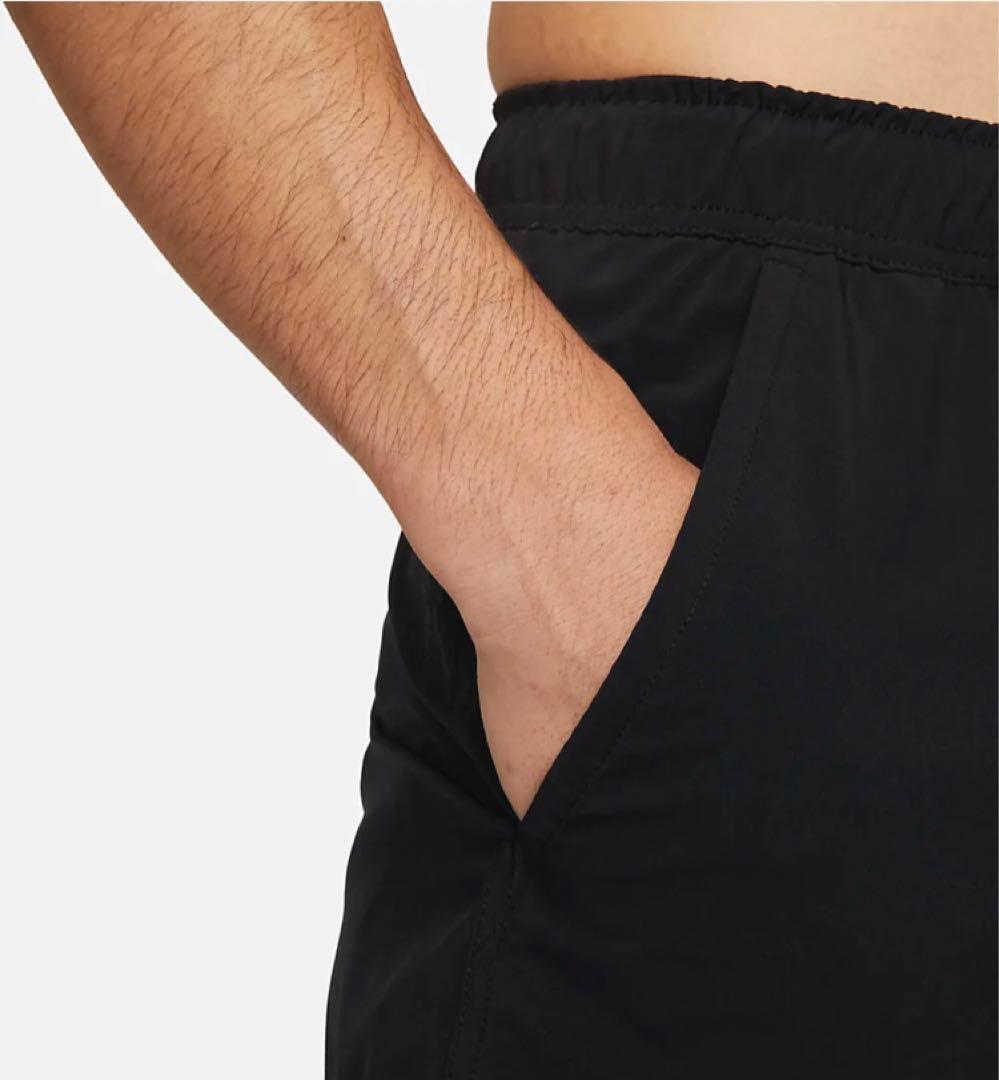 ナイキ NIKE トレーニングパンツ　ランニングパンツ　ショートパンツ