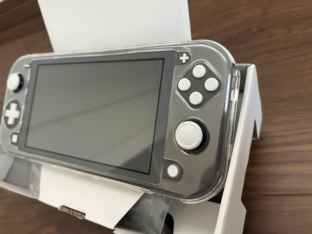 【極美品】2024年式Nintendo Switch Lite + ソフト