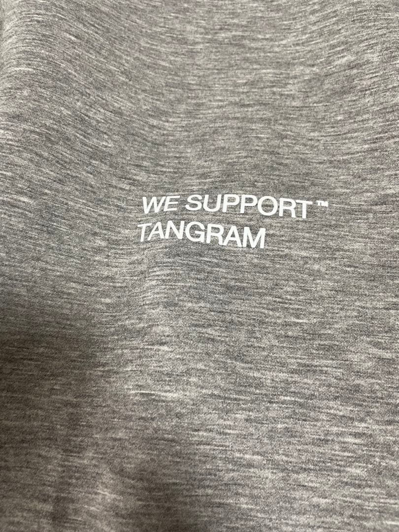 CLUBHAUS × TANGRAM グレー　 パーカー　Ｌサイズ