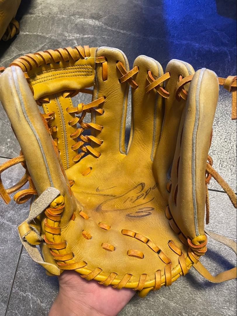 b*e様 グローブ グラブ NIKE グローブ 内野手 右投げ