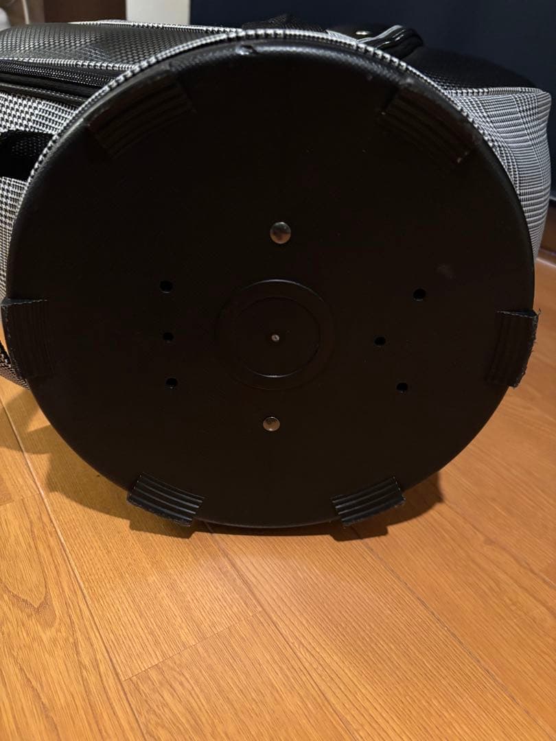 ゼクシオ XXIO キャディバッグ 軽量　GGC-X111 ネームタグ未使用