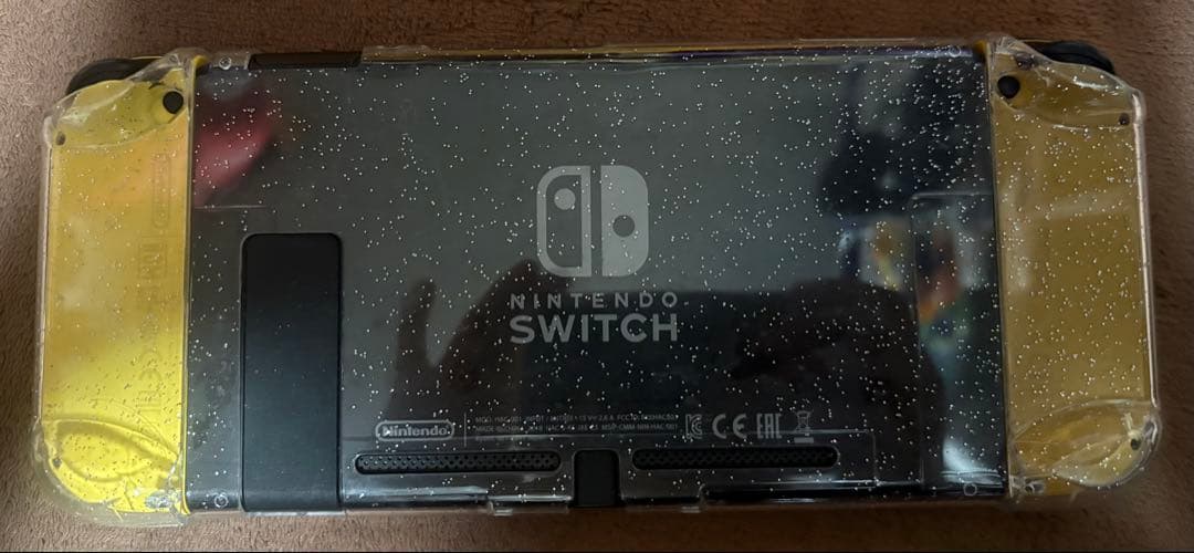 Switch 本体　ピカブイ　ポケットモンスター　モデル　　レッツゴーピカチュウ