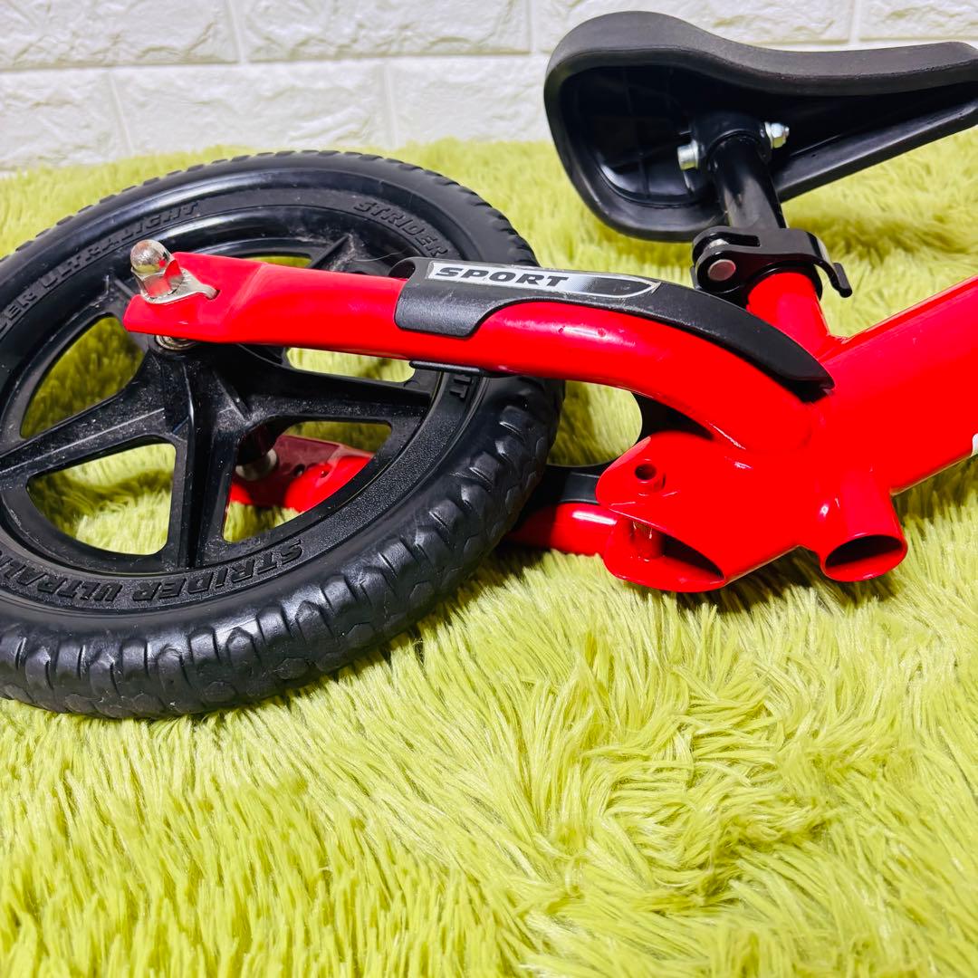 ストライダー STRIDER 12インチ レッド キックバイク　スポーツモデル
