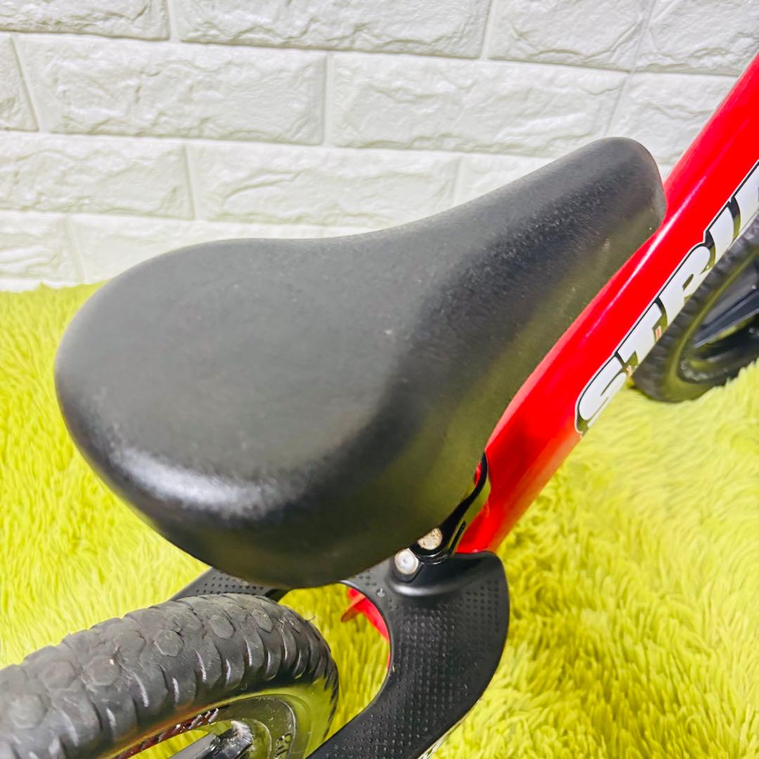 ストライダー STRIDER 12インチ レッド キックバイク　スポーツモデル