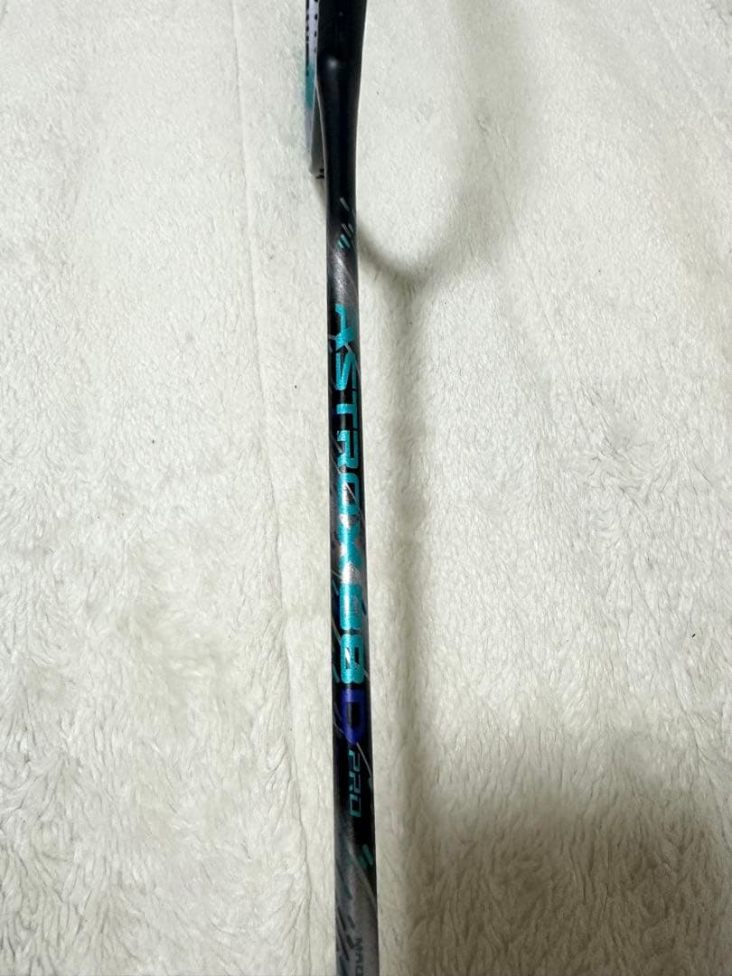 YONEX アストロクス88DPROバドミントンラケット (ジャンク品)
