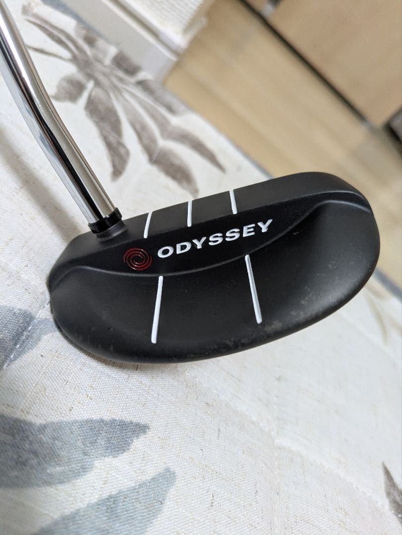 オデッセイ　ホワイトホットプロ パター ロッシー